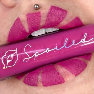 Spoiled Cosmetic Matte Pink Purple Liquid Lipstick